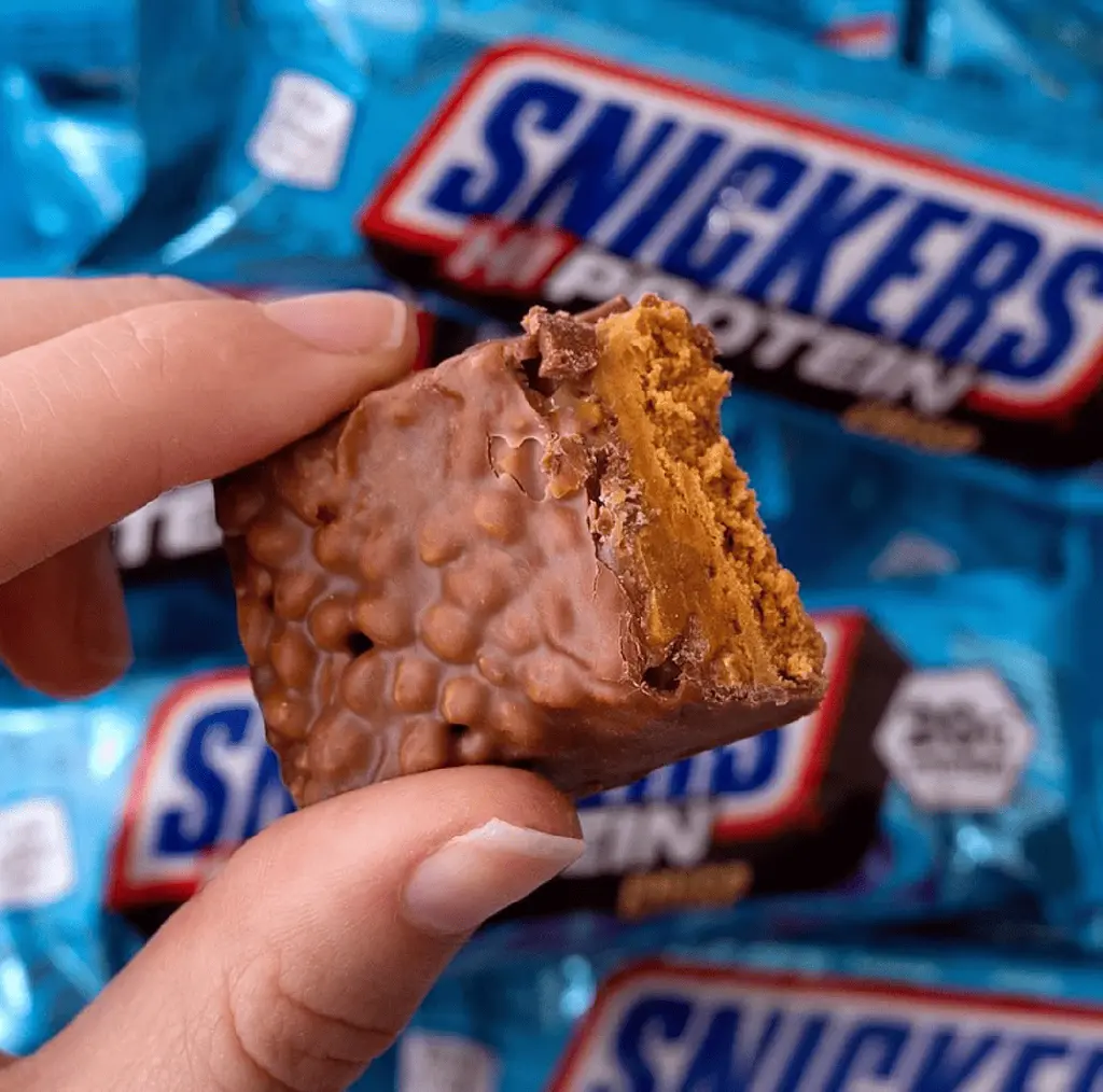 Шоколадний батончик Snickers Hi Protein Low Sugar Crisp 55 г - фото 5