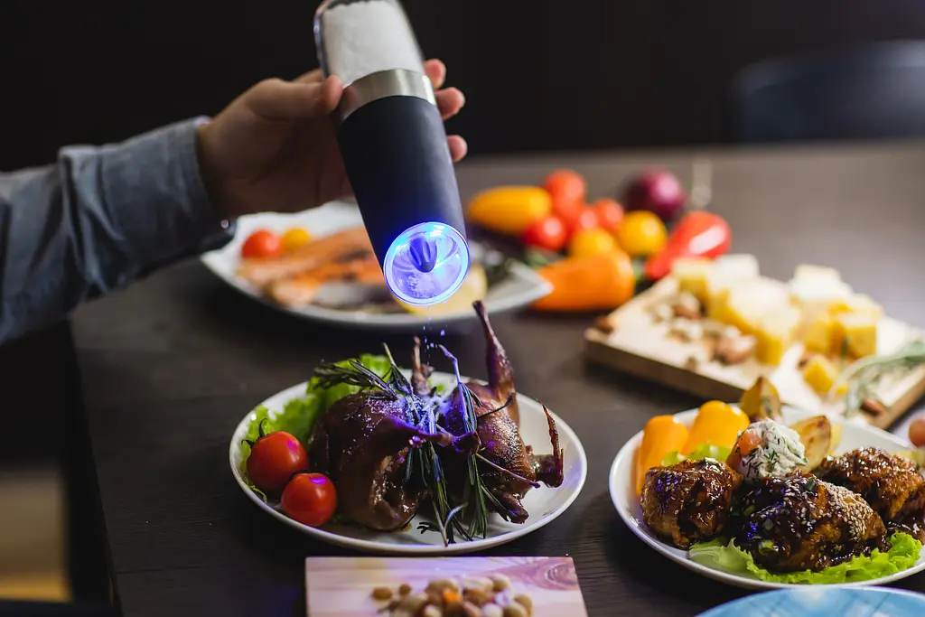 Электрическая гравитационная мельница для соли и перца KSL, набор из 2 шт, черный - фото 7