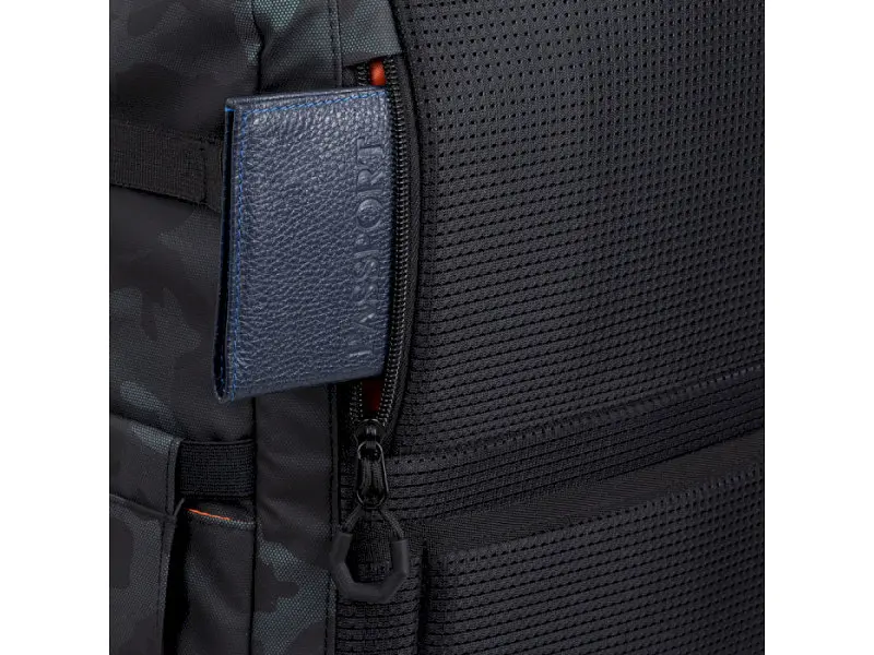Рюкзак міський RIVACASE 7661 Sherwood / Navy camo - фото 7