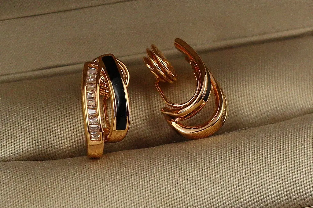 Сережки кліпси Xuping Jewelry Парус із чорнінням 1,8 см золотисті - фото 3