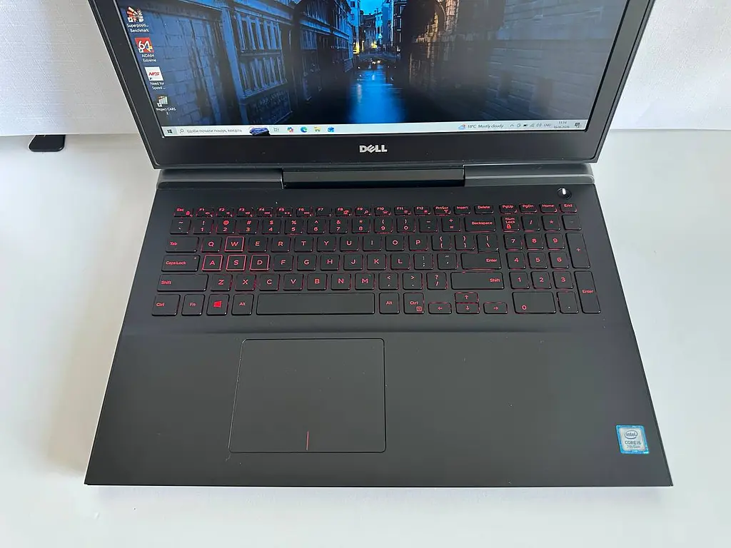 Ігровий ноутбук Dell Inspiron 15 Gaming 7567 15.6" (i5-7300HQ / 16GB / SSD 256GB / GTX 1050 4GB) б/в - фото 3