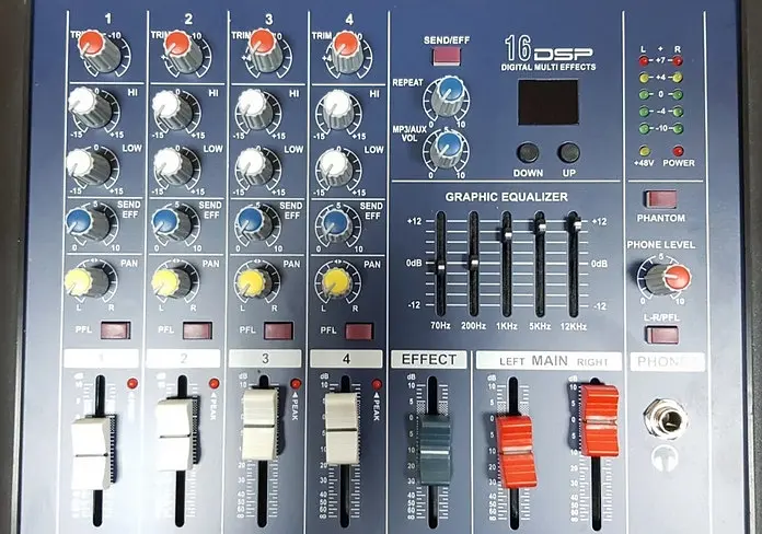 Аудіо мікшер активний Звуковий пульт мікшерний 4 канальний аудіо підсилювач звуку вхід Bluetooth, Aux, USB, SD UKC Mixer MX 4200D-2A - фото 3