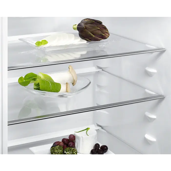 Холодильник Electrolux LTB1AF28W0 із верхньою морозильною камерою 161 см 243 л А+ Білий (LTB1AF28W0) - фото 2