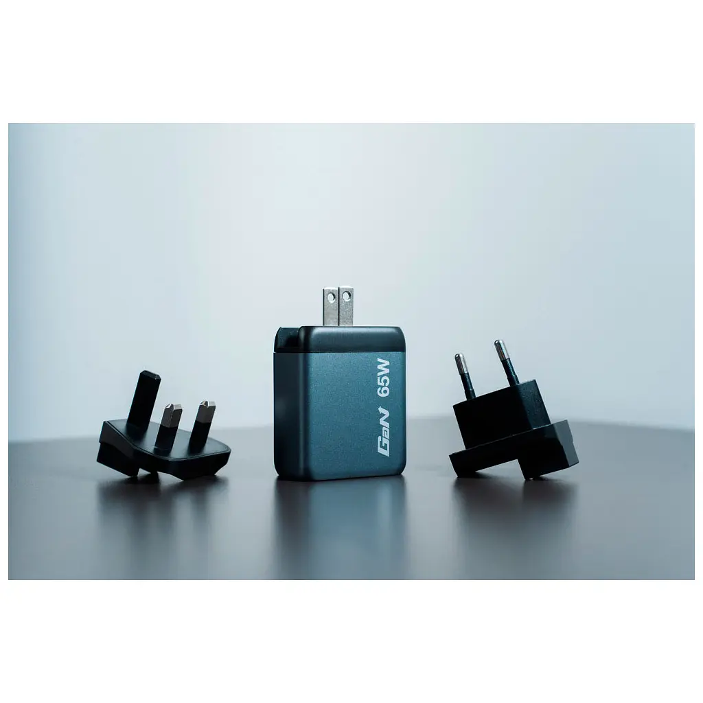Зарядний пристрій Verbatim GaN 65 W 3 ports (2xUSB-C-65 W /USB-A -3.0) (32201) - фото 4