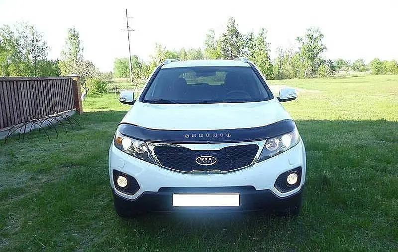 Дефлектор капоту мухобійка для Kia Sorento 2009-2012 (Vip Tuning) KA16 - фото 2