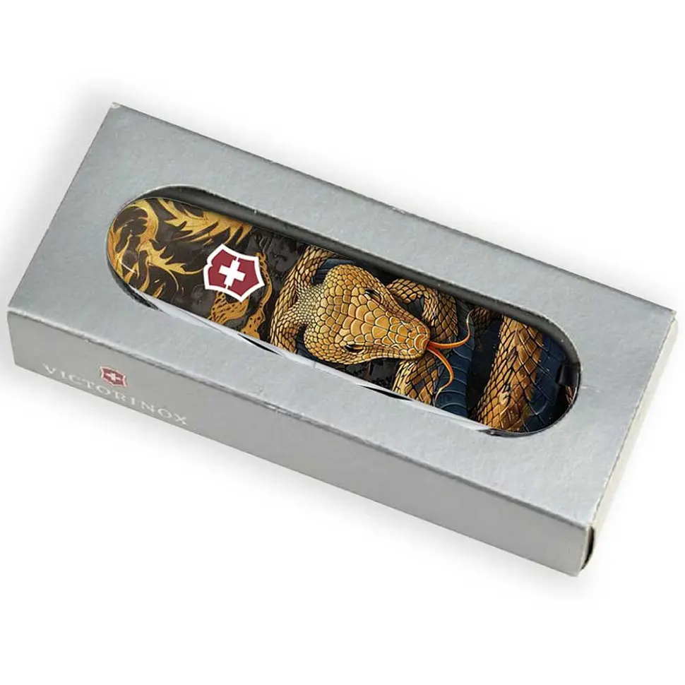 Ніж Victorinox Huntsman Zodiac 91мм 15функ Дерев'яна змія - фото 9