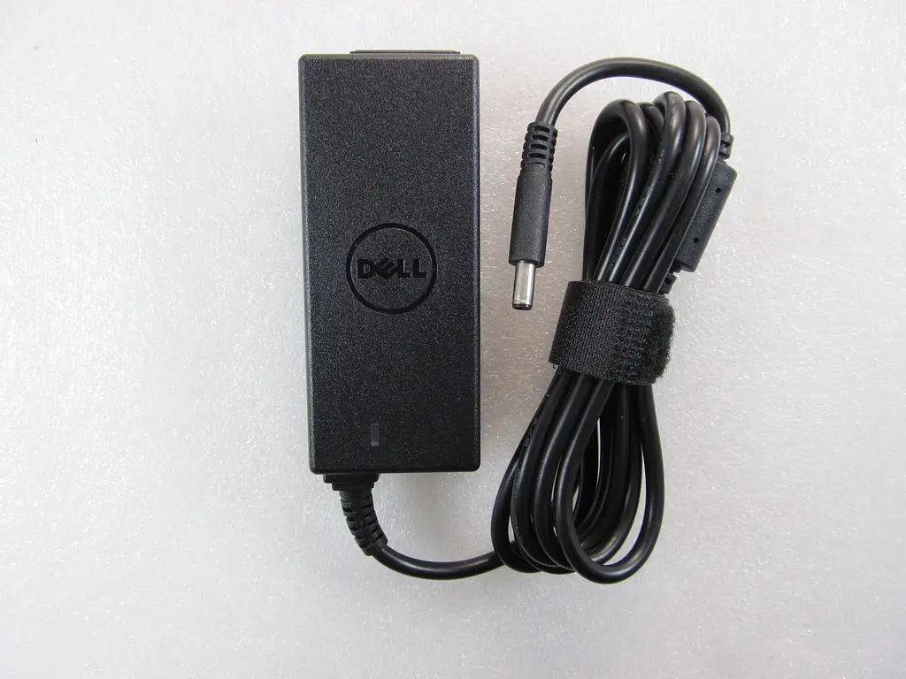 Блок живлення Dell 45W HA45NM140 19.5V, 2.31A, роз'єм 4.5/3.0(pin inside) [3-pin] - фото 2
