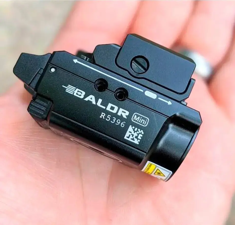 Фонарь с ЛЦВ Olight Baldr Mini Green Laser Black - фото 11