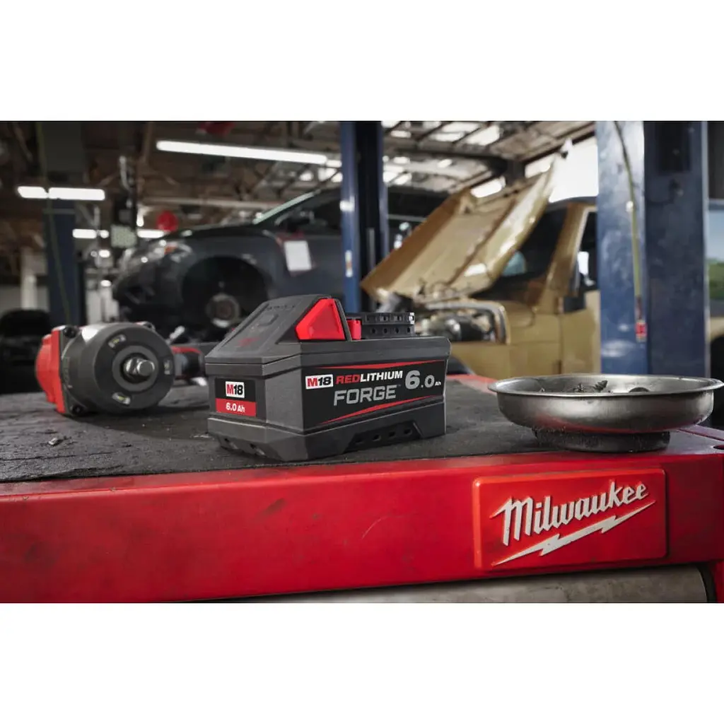 Акумулятор Redlithium Forge M18 FH6 6А·год 1.03кг Milwaukee hoz0014254 - фото 6