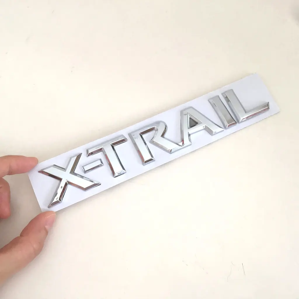 Емблема напис X-TRAIL Хром на скотчі (29х192 мм) ЕМ 171203 - фото 2