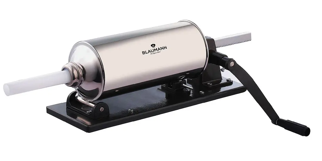 Ковбасник Blaumann BL 1208 5,6 кг