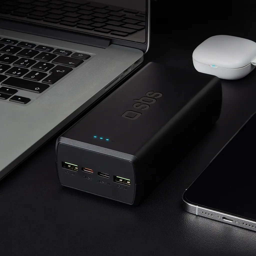Універсальна мобільна батарея SBS 30000mAh 20W PD, QC, 2xUSB-A, 2xUSB-C Чорний - фото 4