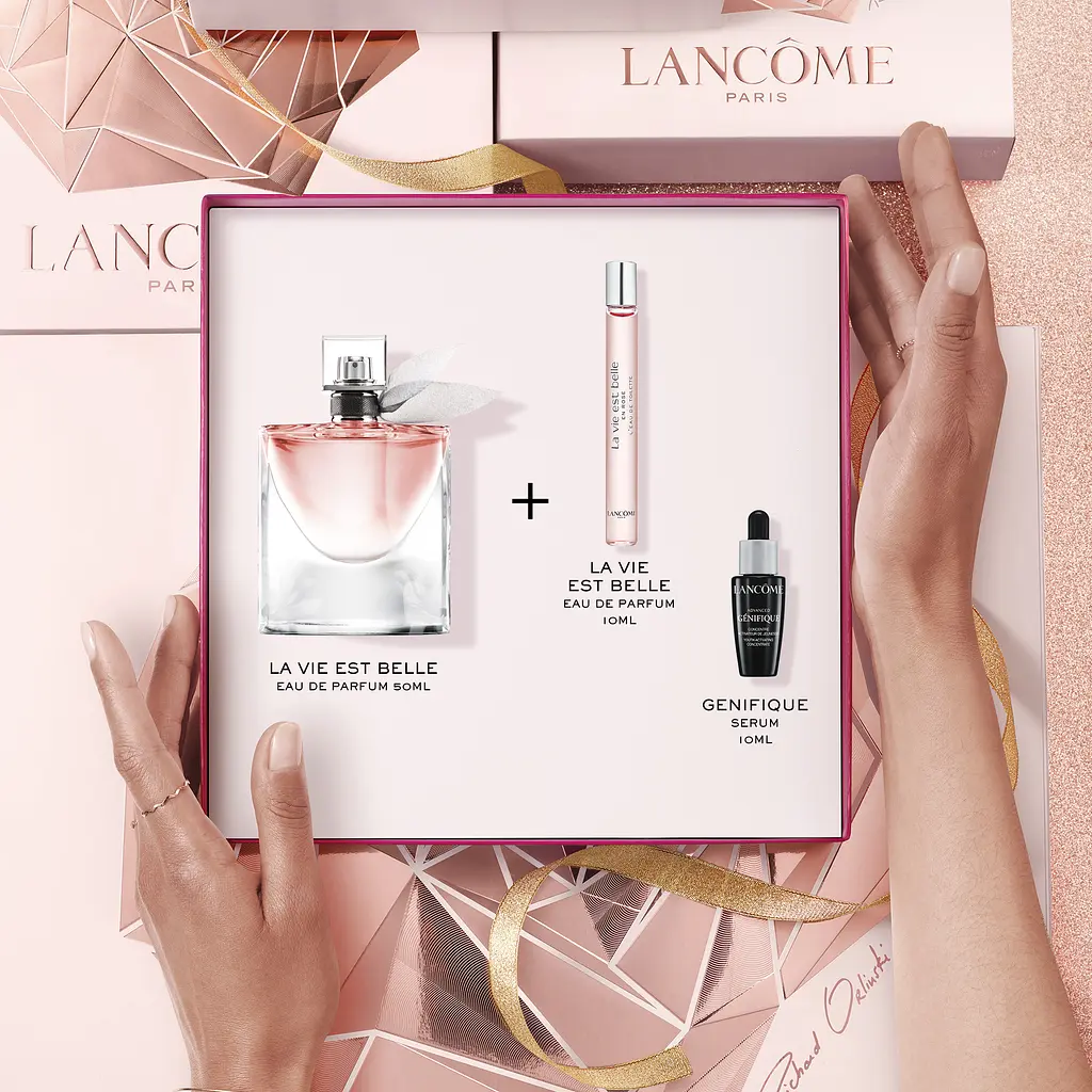 Подарунковий набір Lancome La Vie Est Belle Gift Set: Парфумована вода, 50 мл + Парфумована вода, 10 мл + Омолоджуюча сироватка Genifique, 10 мл (918539) - фото 2
