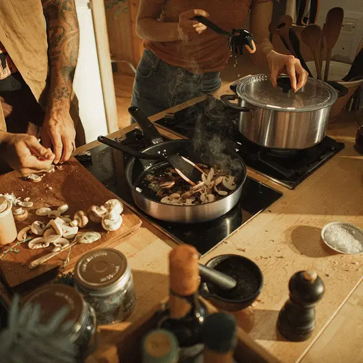 Сотейник с крышкой Fiskars Form 26 см (1072314) - фото 3