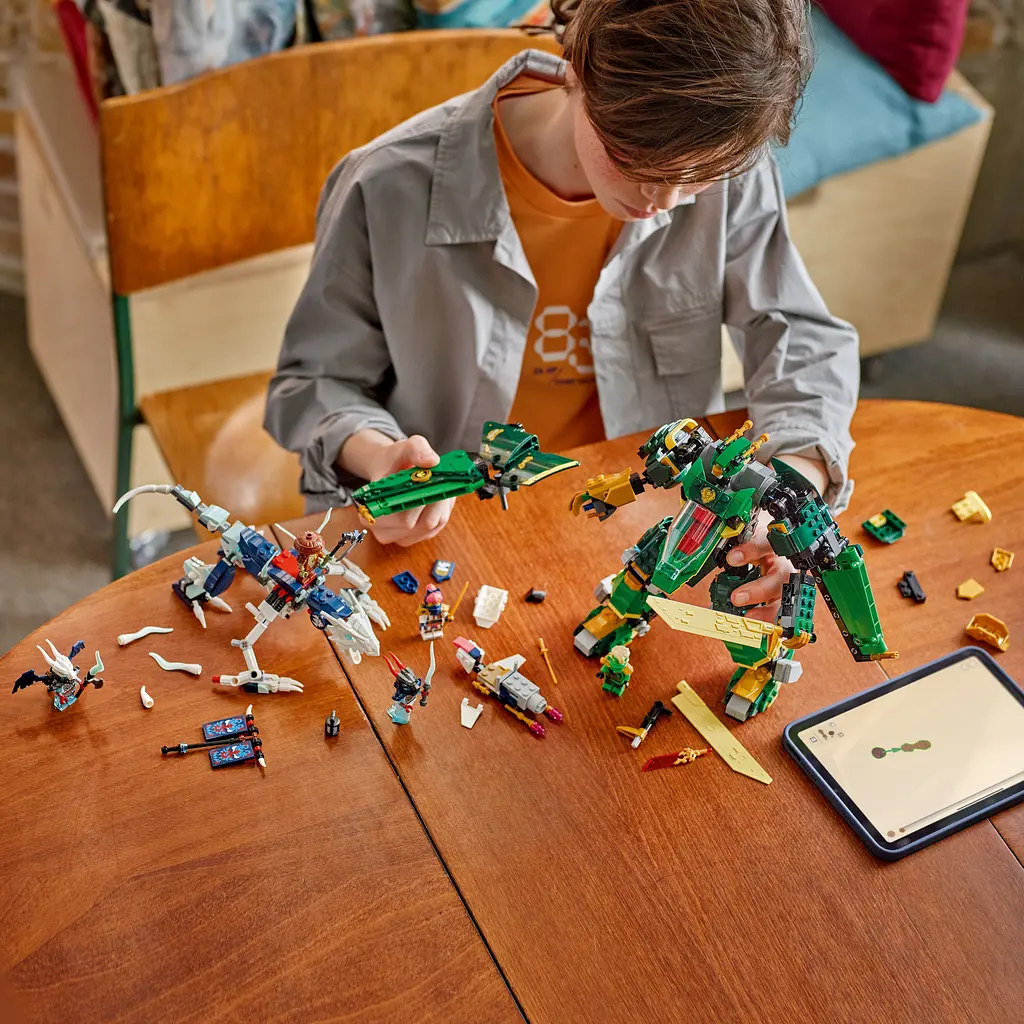 Конструктор LEGO Ninjago Реактивний робот Ллойда 1112 деталей (71845) - фото 14