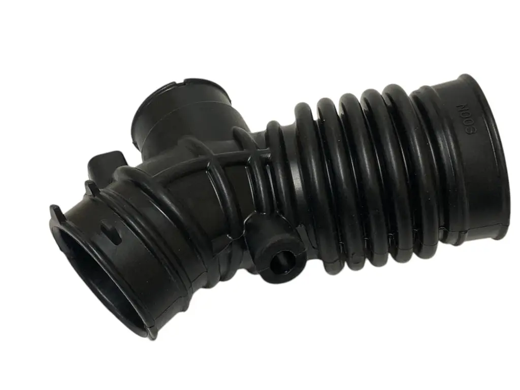Патрубок повітряного фільтра NISSAN Almera Classic B10 OEM 16578-95F0B - фото 3