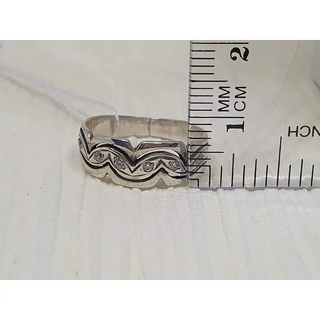 Срібне кільце Агні з фіанітами. Артикул 1006 АЛМ.НИТЬ 17,5 - фото 5