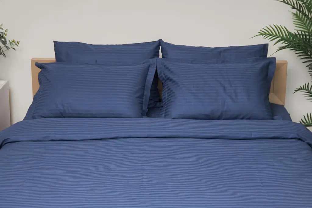 Комплект постельного белья Moon&Star Детский 110x140 см наволочки 2x40x40 см Delfi Blue Satin Stripe - фото 3