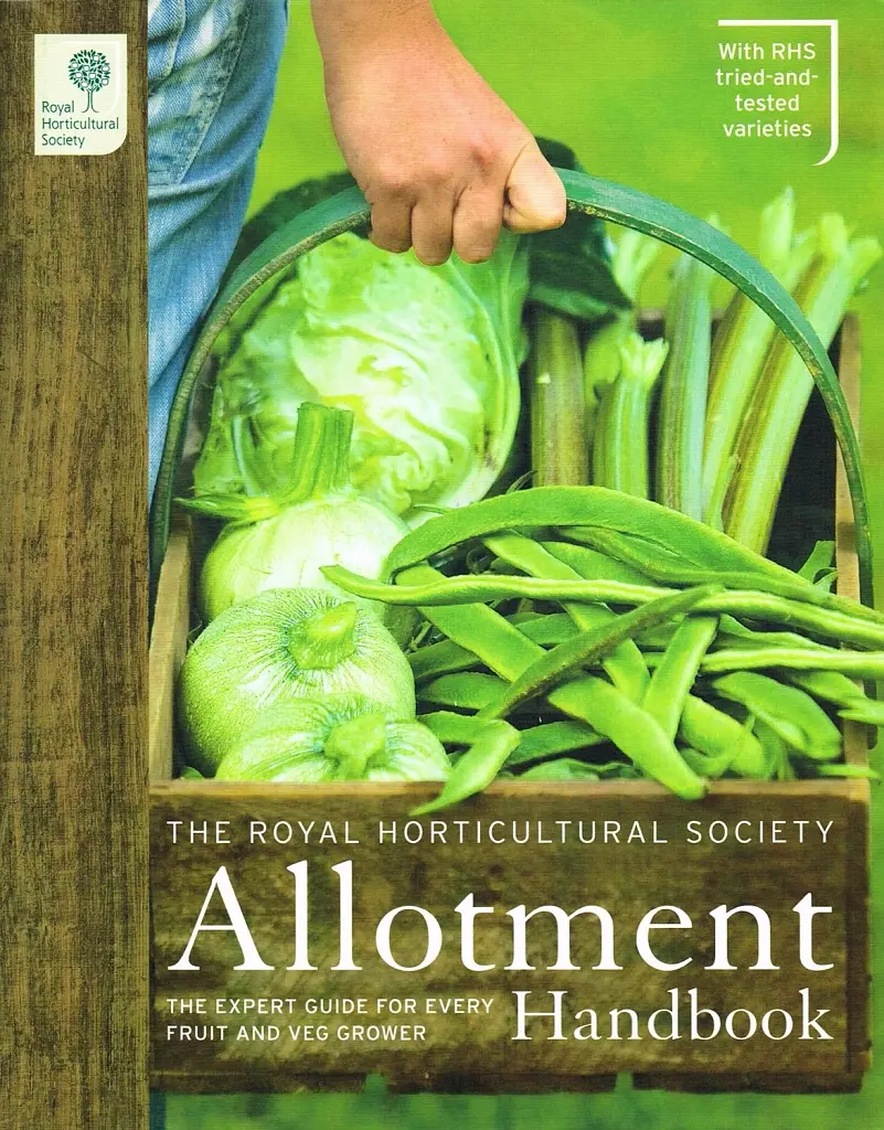 The Royal Horticultural Society Allotment Handbook. The Expert Guide for Every Fruit and Veg Grower - фото 2