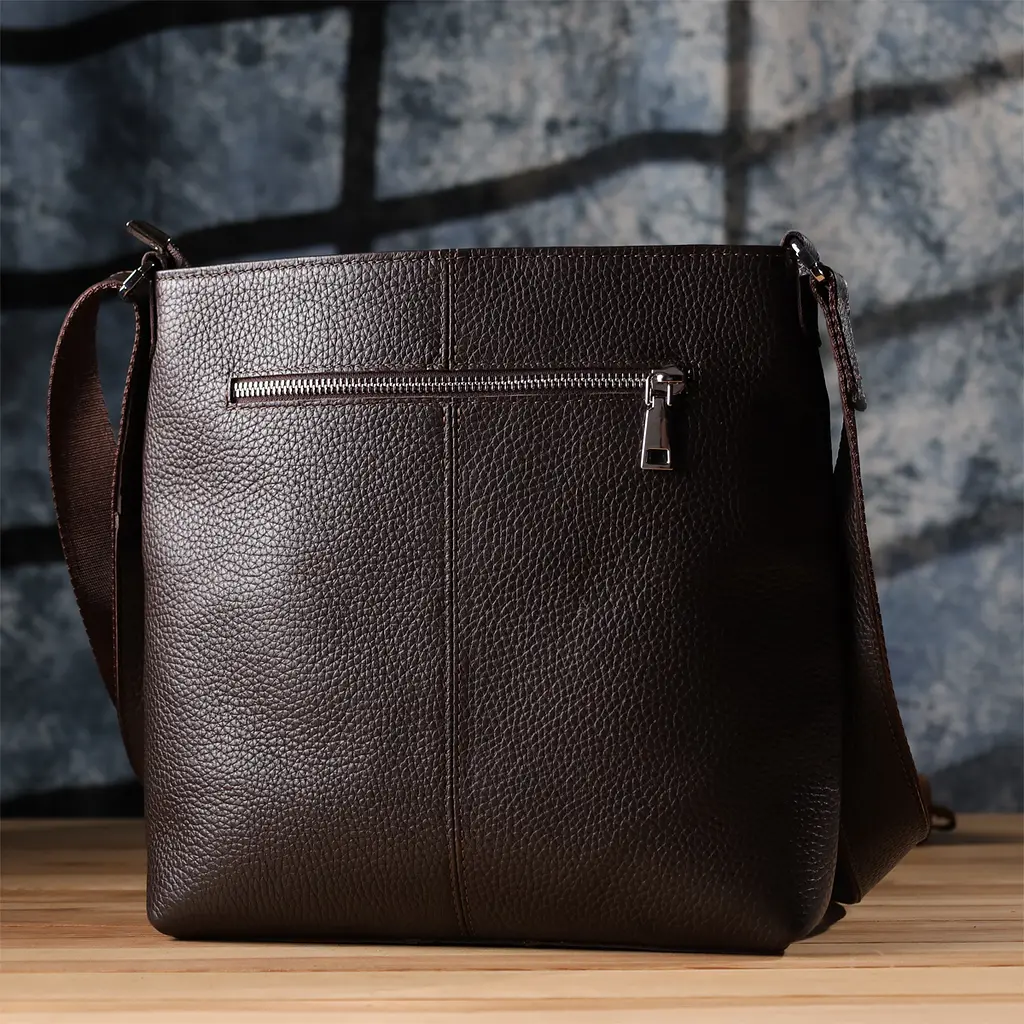 Сумка через плече для чоловіків Grande Pelle 22884 26х27х6 см Коричневий - фото 9