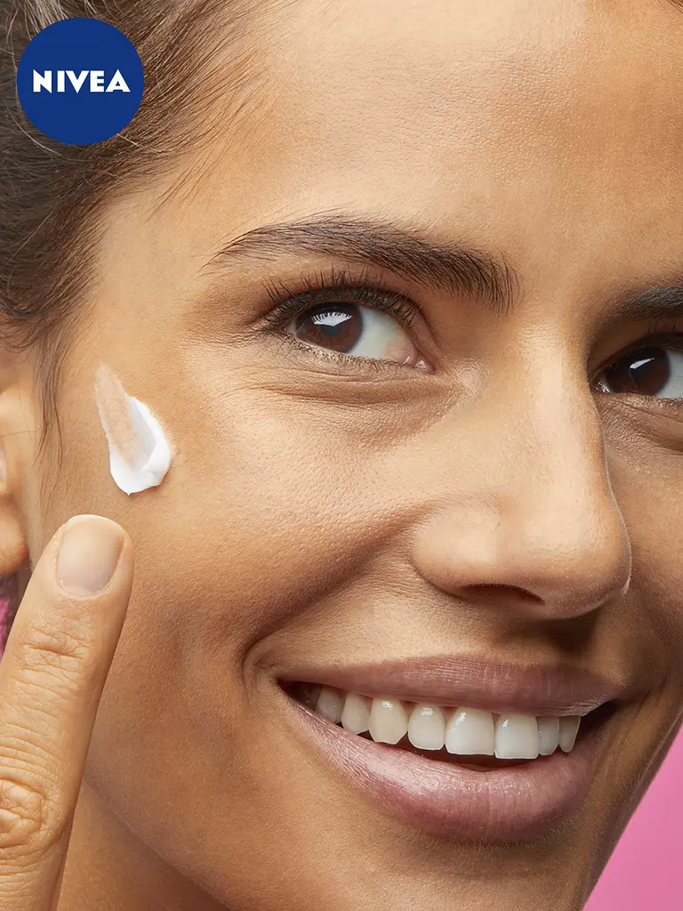 Зволожувальний крем для обличчя Nivea Care для чутливої шкіри з алое віра, 100 мл (80196) - фото 3