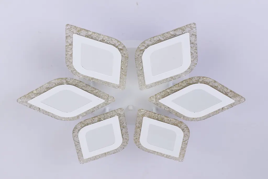 Люстра светодиодная Valeso V K39934-6 1 WT с пультом - фото 2