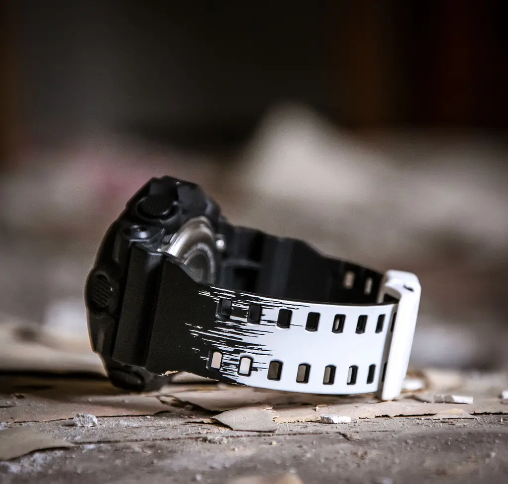 Чоловічий годинник Casio G-Shock Classic GA-700EH-1AER - фото 5