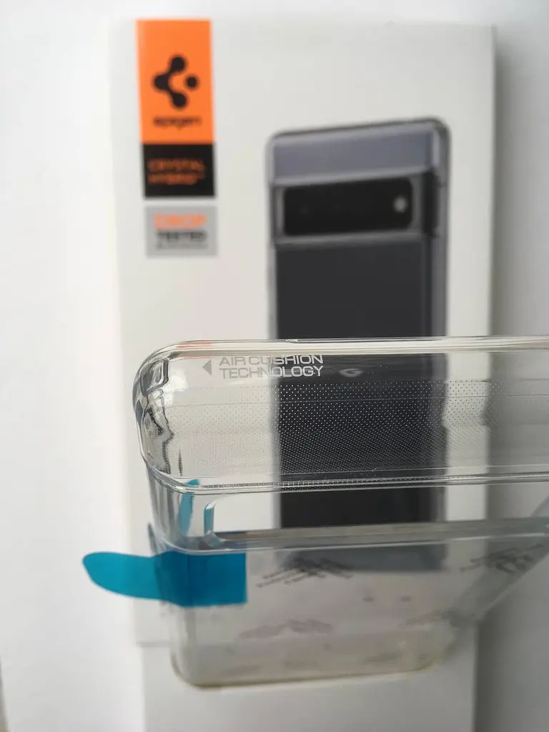 Чохол прозорий протиударний Spigen Ultra Hybrid Crystal SPGACS03465 для Google Pixel 6 Pro (6.7") Clear - фото 4