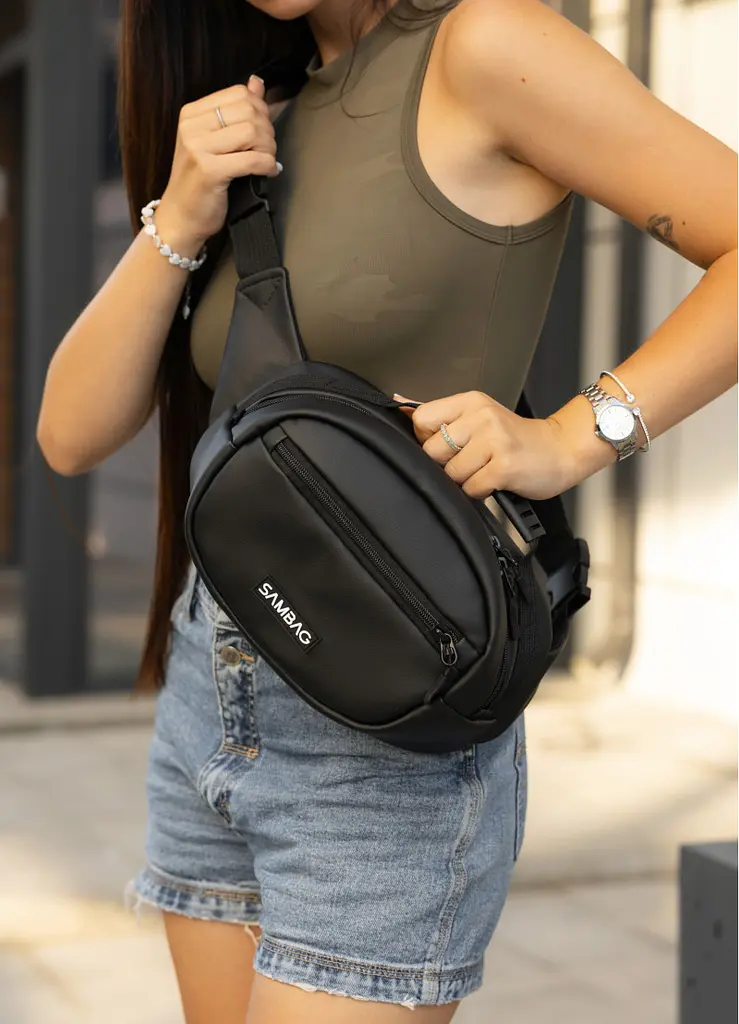 Сумка через плече жіноча бананка Sambag Flex чорна 30 × 17 × 10 см (85351001) - фото 2