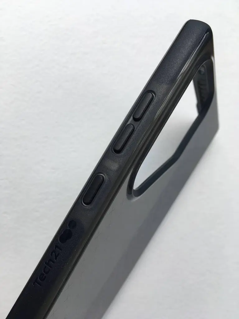 Оригінальний силіконовий чохол для Samsung Galaxy S23 Ultra Tech21 Evo Check Black (S918) Протиударний - фото 3