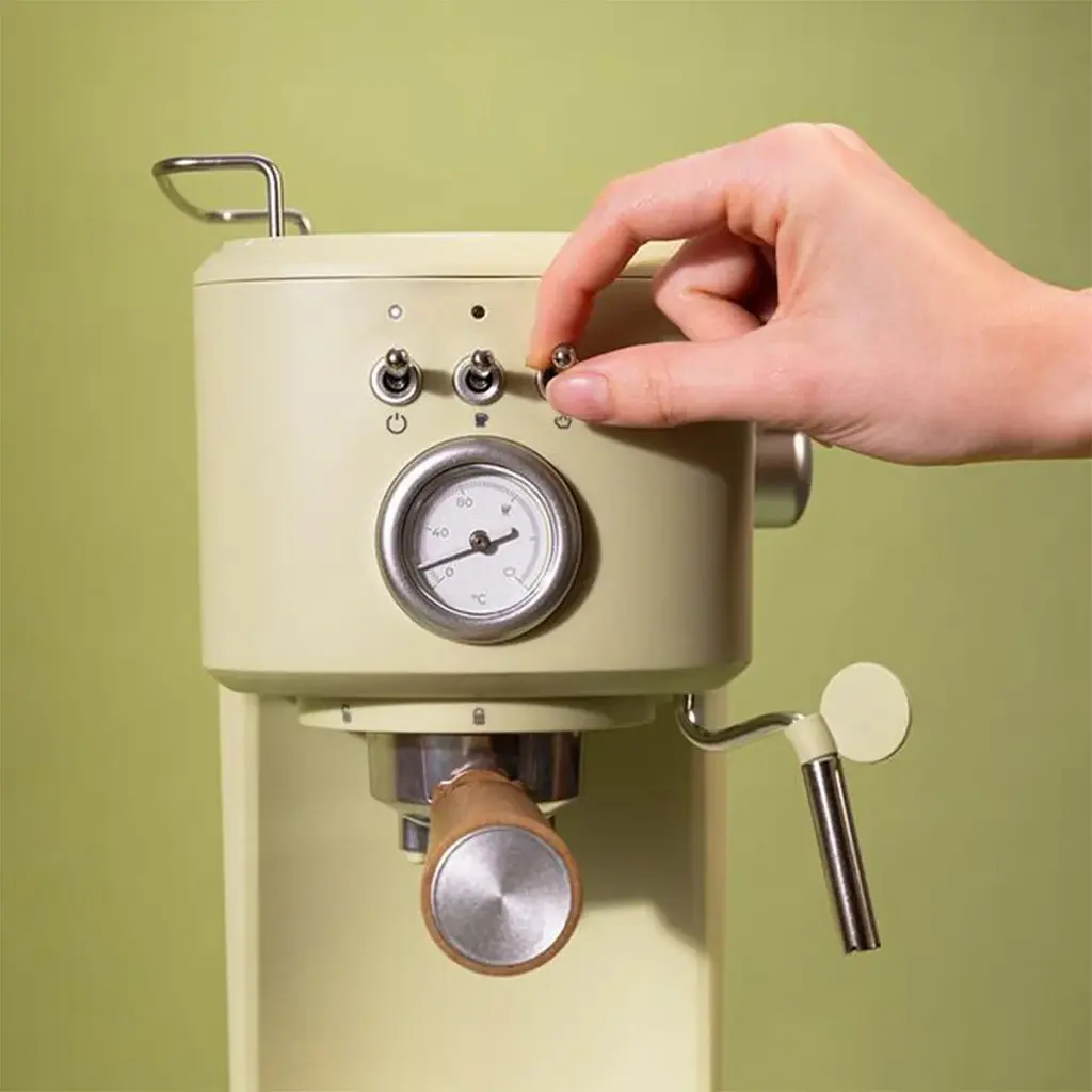 Кавоварка Cecotec Power Espresso 20 Retro Green (CCTC-01723) - фото 4