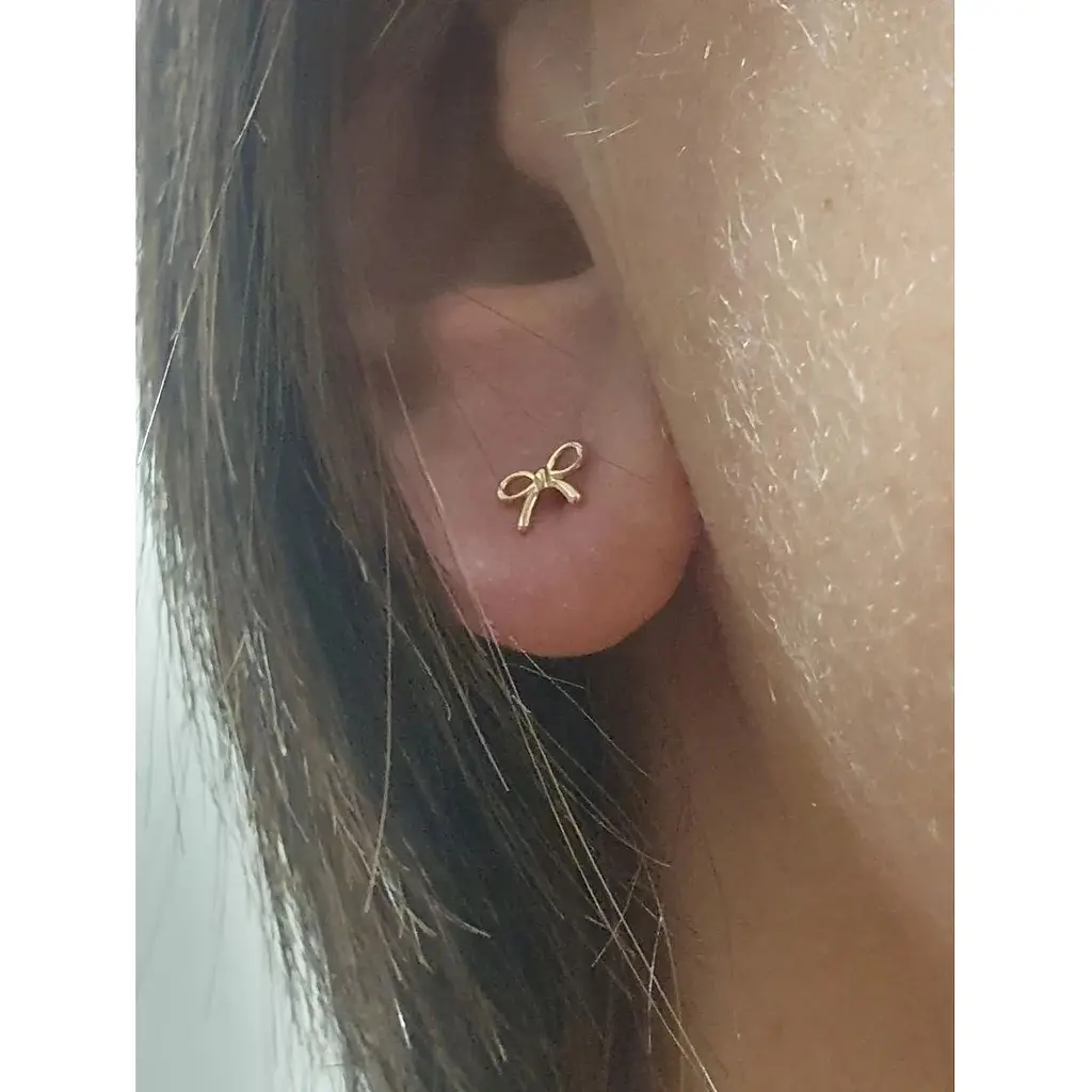 Золоті сережки-пуссети Столична Ювелірна Фабрика з фіанітами. 1101034 - фото 2