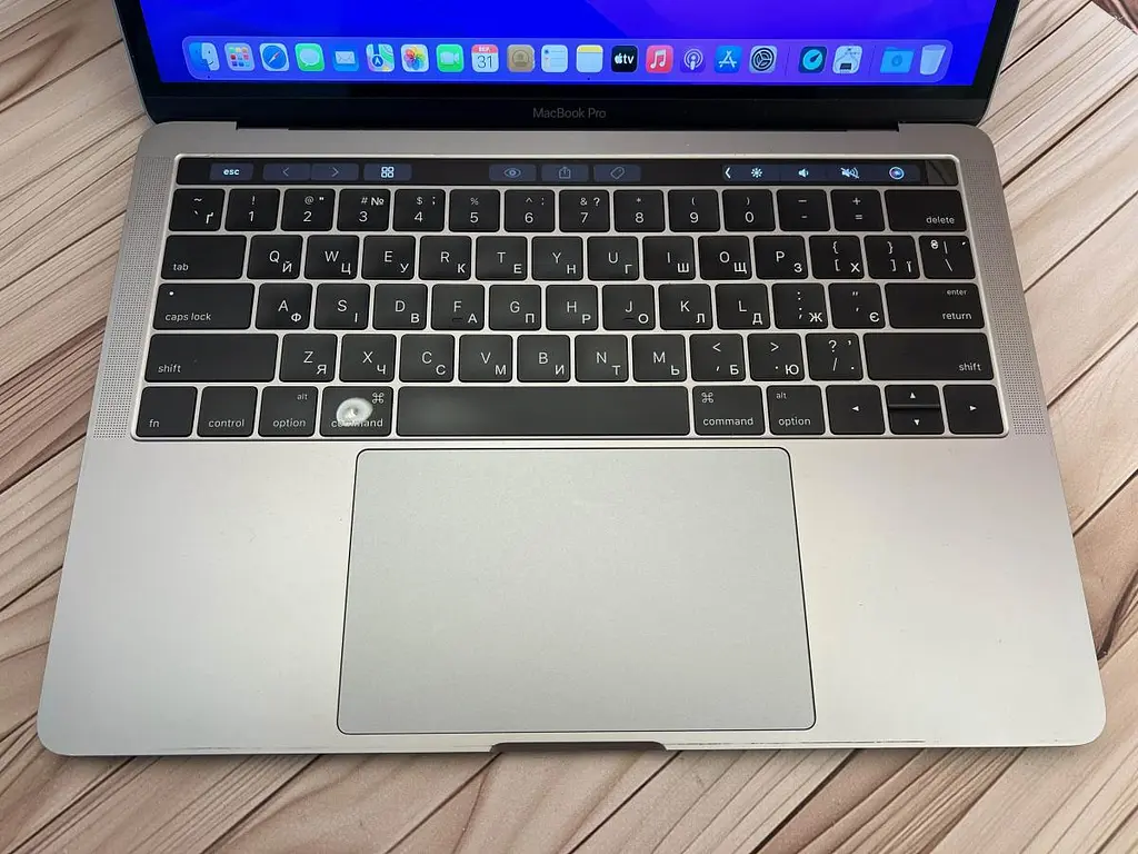 Ноутбук Apple MacBook Pro 13.3" 2016 i5-6267U/16/256 (C02TD1UUGTDX) Б/в - фото 2