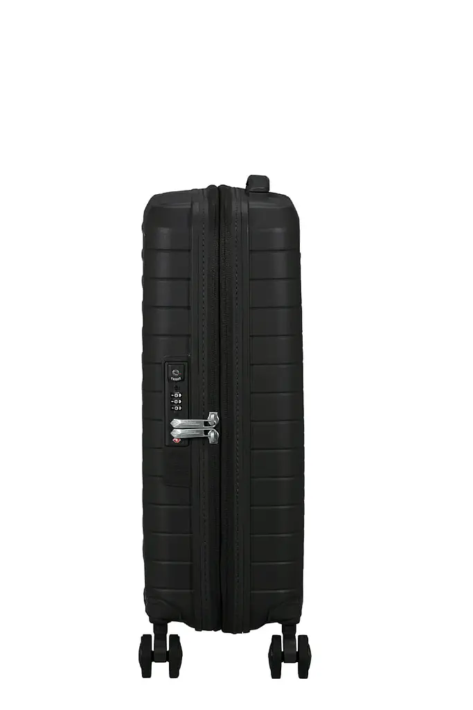 Валіза American Tourister FASTFORWARD 55 см FLASH BLACK 55х40х20(23) MI0*09001 - фото 7