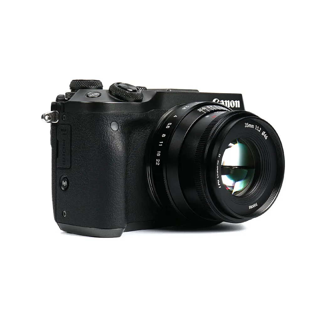 Об'єктив 7Artisans 35mm F1.2 II для Fuji FX Mount, Чорний - фото 6