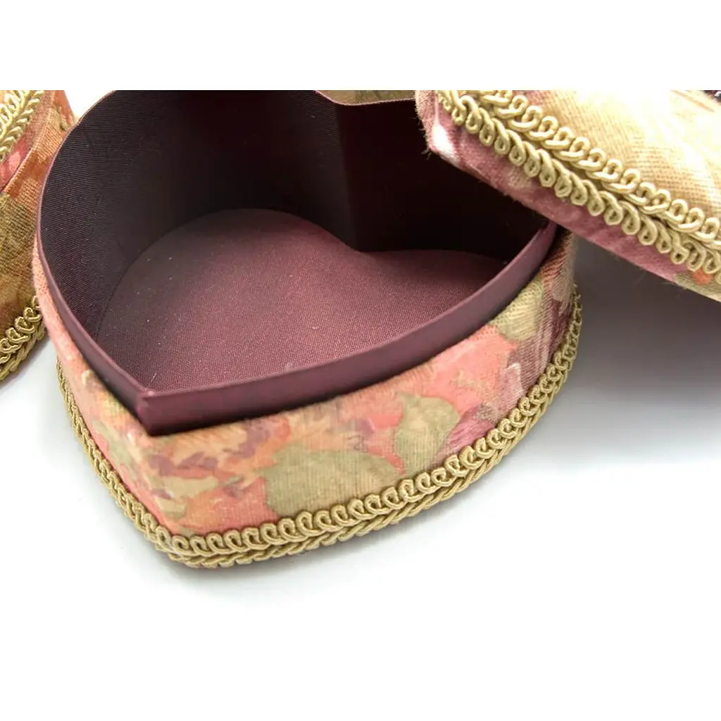 Скринька тканина серце 11х10х7.5 см (118-277) - фото 2