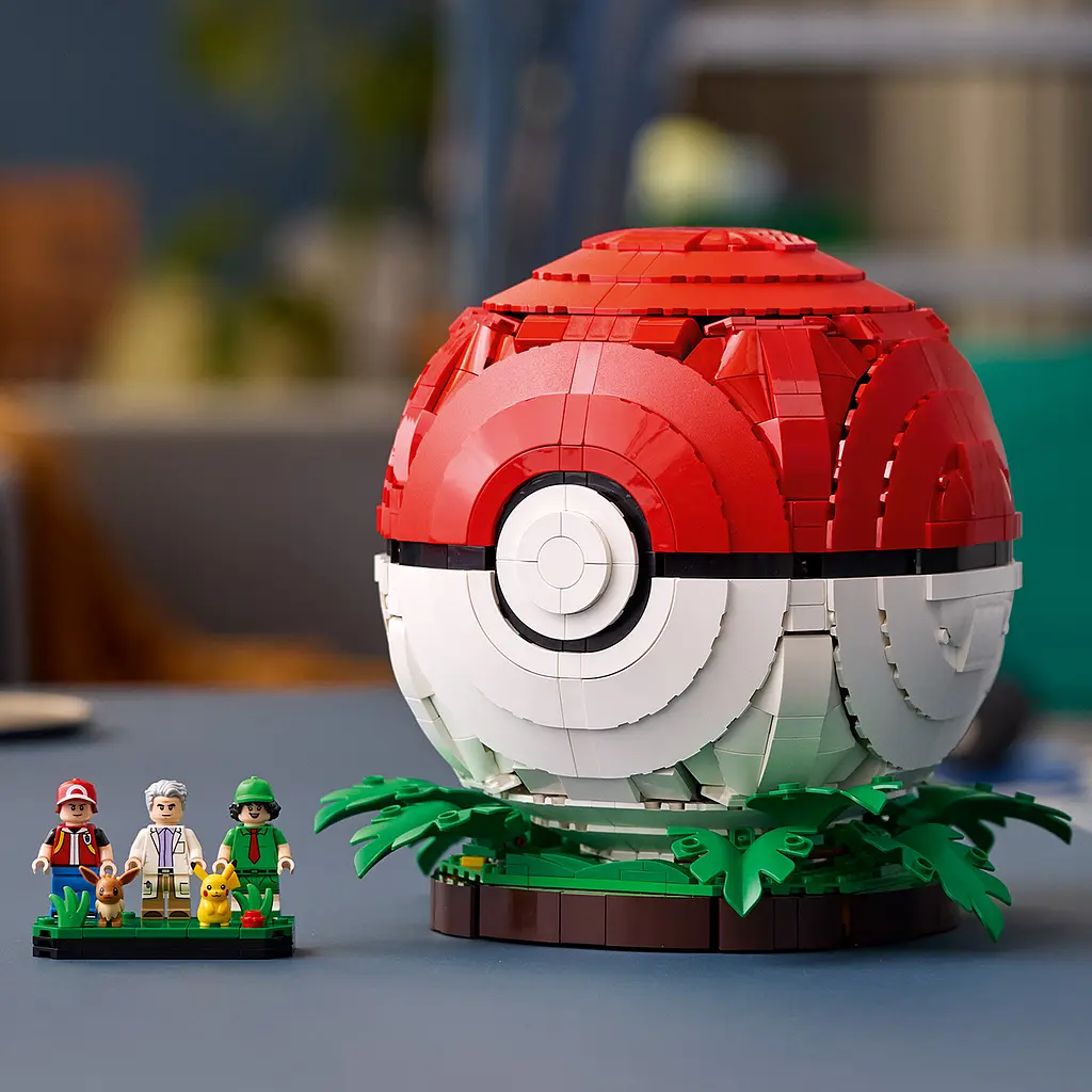 Конструктор LEGO Pokémon Покебол із знаковими моментами роботи Тренерів 2386 ел. (72154) - фото 6