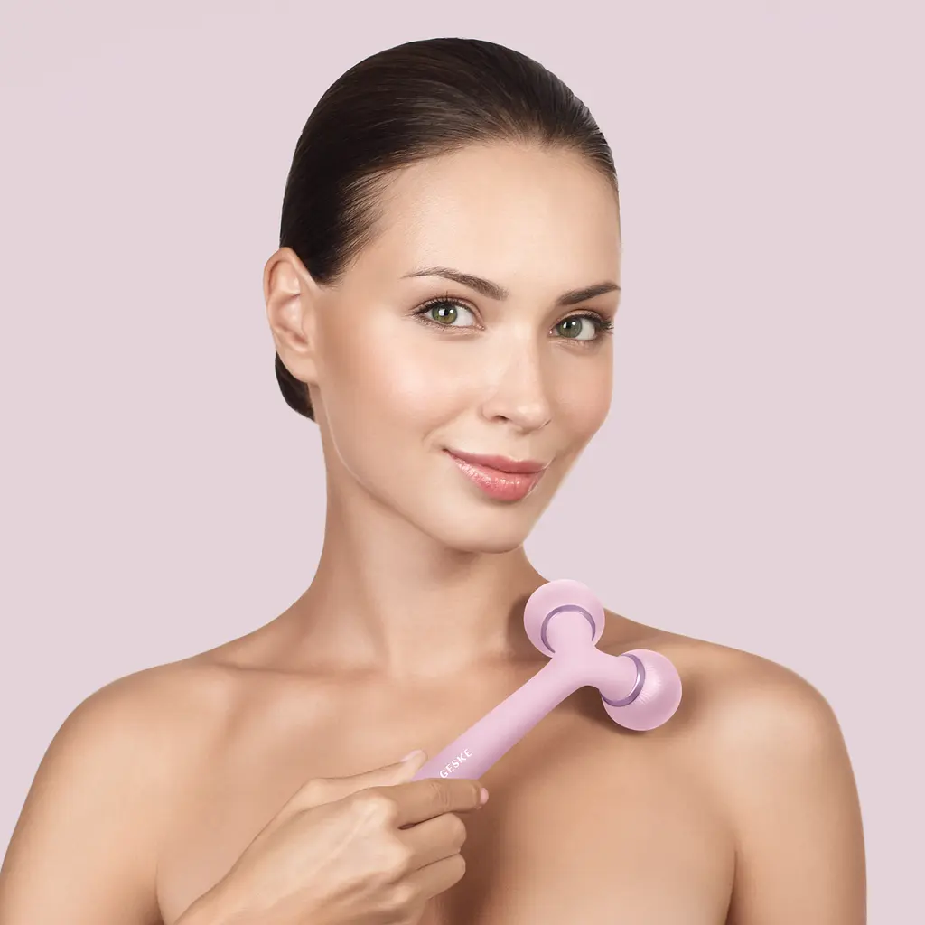 Електронний звуковий ролик для обличчя та тіла GESKE Sonic Facial & Body Roller 4 в 1 рожевий - фото 6
