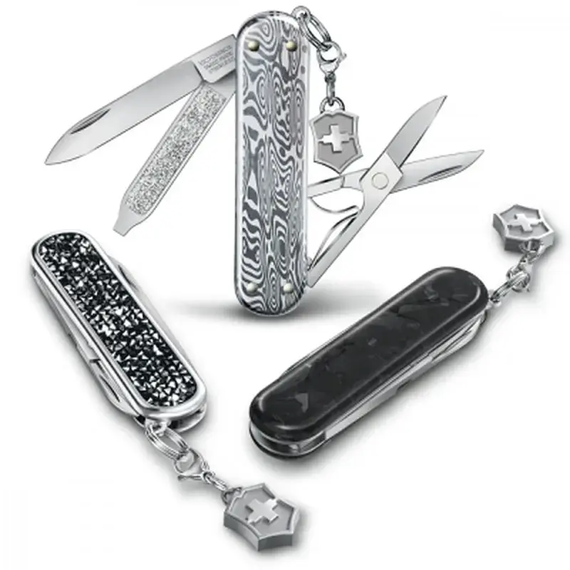 Ніж Victorinox Classic SD Brilliant Damast + брелок-лого (0.6221.34) - фото 5