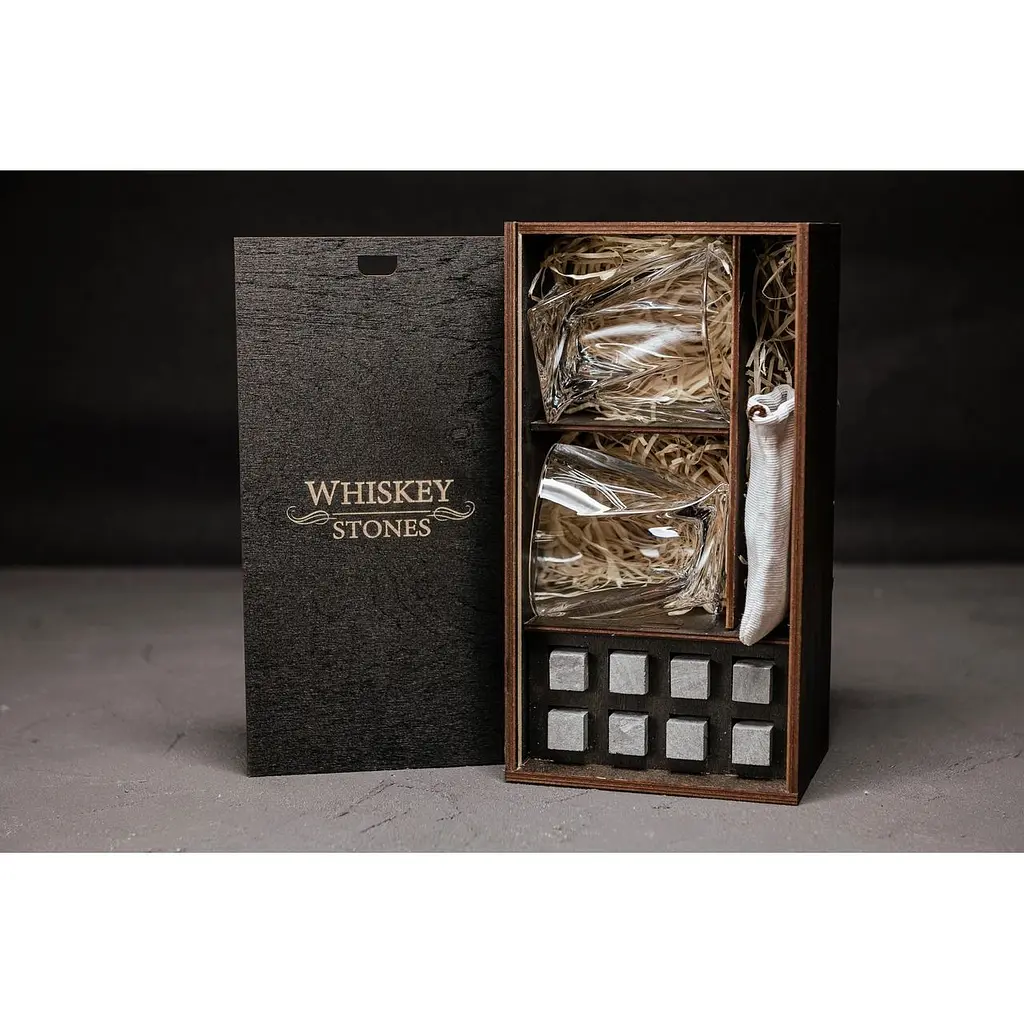 Подарунковий набір Whiskey Stones камені для віскі у дерев'яному пеналі 8 шт. + 2 склянки Bohemia Quadro + щипці + мішечок - фото 2