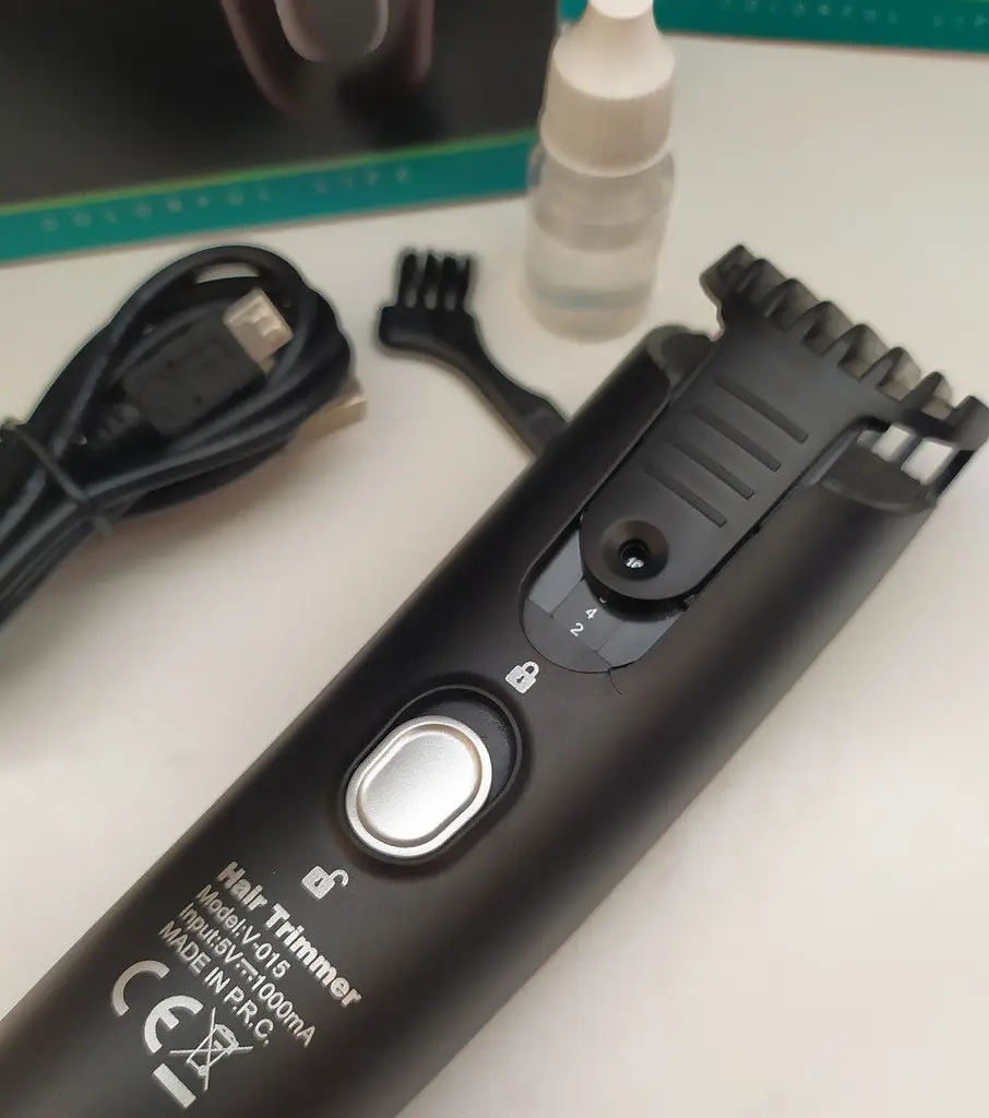 Професійна машинка для стрижки VGR V-015 на акумуляторі з USB зарядкою - фото 3