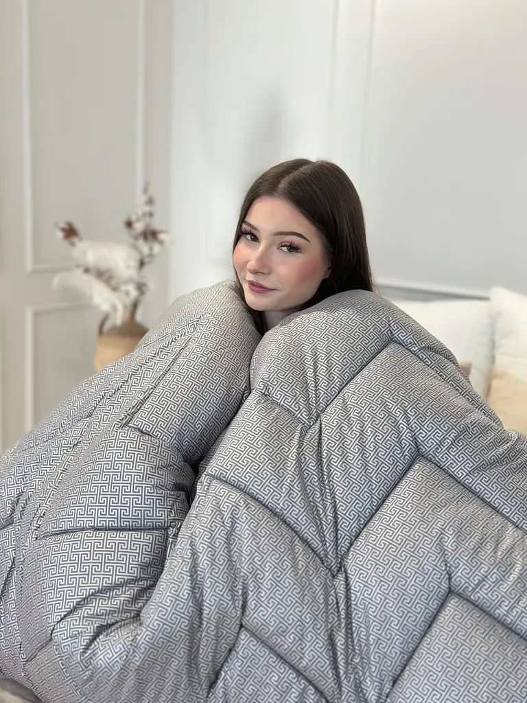 Одеяло полуторное стеганое всесезонное из холофайбера на кнопках Leri Max 21448 145х210 см серое - фото 9