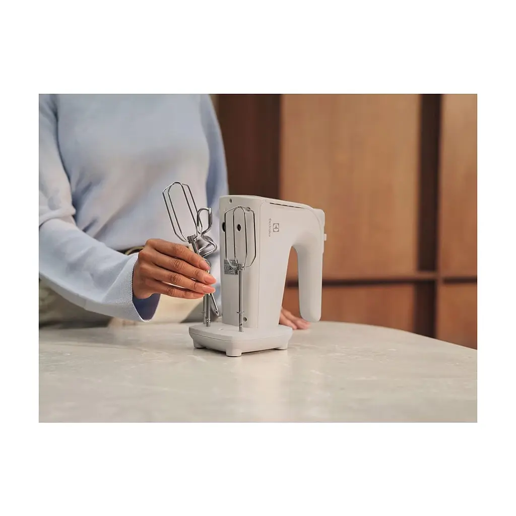 Міксер Electrolux EHM4W - фото 9