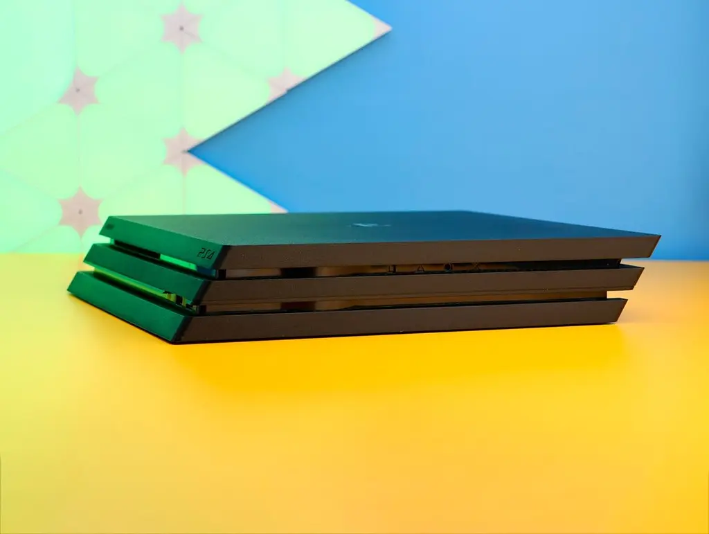 Ігрова консоль Sony PlayStation 4 Pro 1TB Black Б/У [176804] - фото 3