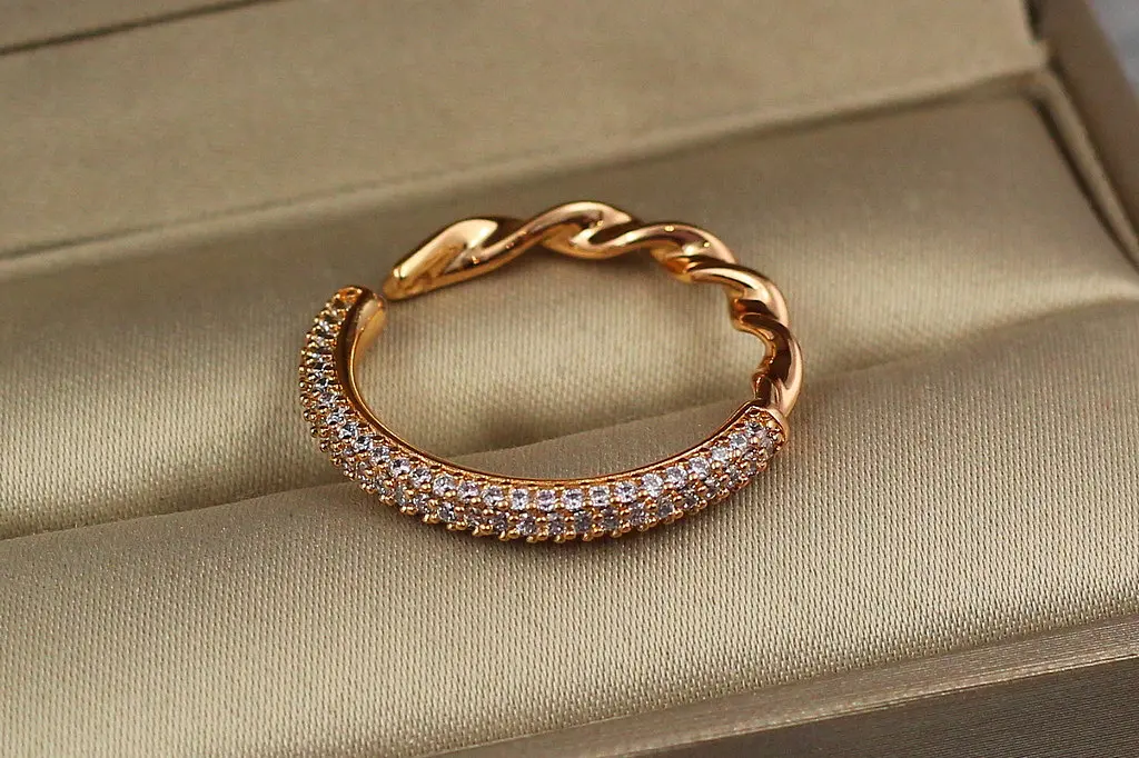 Кільце Xuping Jewelry дві половинки р 18 золотисте