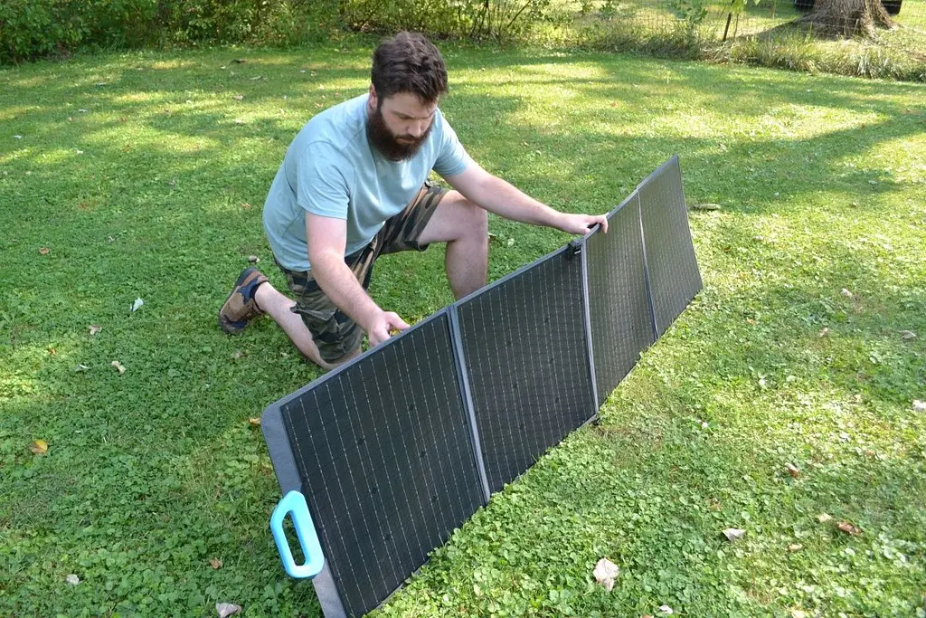 Портативна сонячна панель Bluetti Solar Panel 200W [PV200] [74277] - фото 9