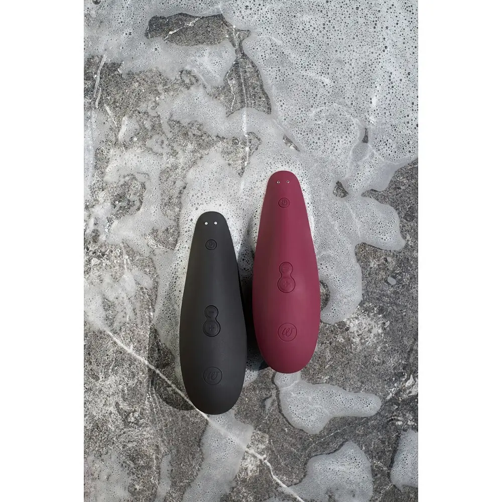 Лубрикант Womanizer Classic 2 + 50 мл- Інноваційний вакуумний стимулятор клітора, 14.8х4.8 см бордовий - фото 25