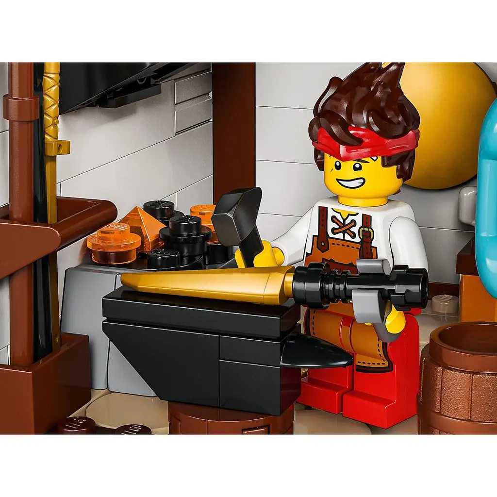 Конструктор LEGO Ninjago Ковальня Четыре оружия 15-я годовщина 1259 деталей (71858) - фото 10