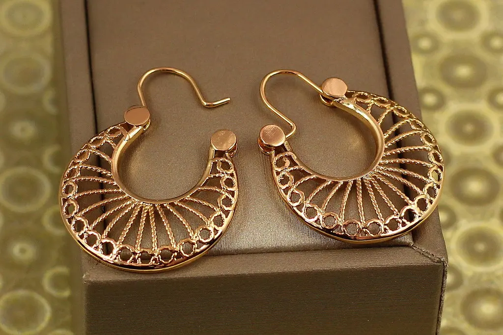 Сережки коромисла Xuping Jewelry Патрина 3.1 см золотисті - фото 2