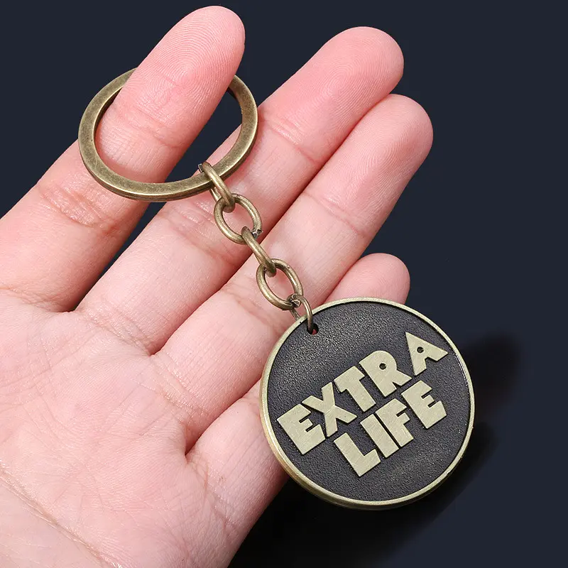 Брелок Першому гравцеві приготуватися Екстра Життя Ready Player One Extra Life 10 см - фото 2